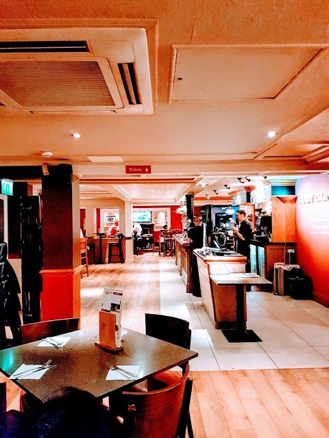 Toby Carvery Harlow