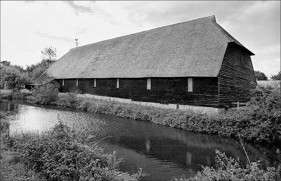 Prior's Hall Barn